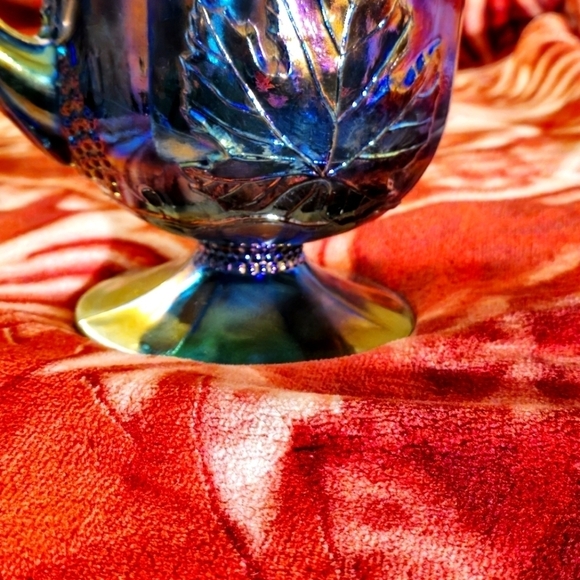 Indiana Glass "Harvest Grape" Iridescent Blue Carnival Glass Pitcher -Colors-WoW - Picture 10 of 10